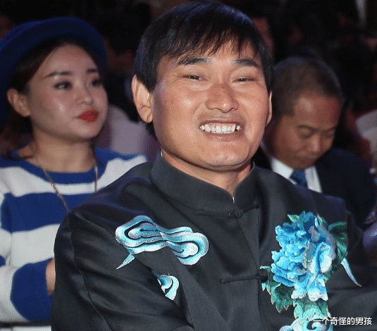 一个奇怪的男孩|大衣哥被十年朋友“陷害”！唱歌之路遇阻，蒋大为能否伸手相助呢？