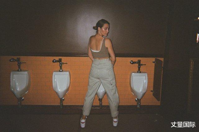 克莱弗利|老公明明在卖酒！死侍老婆“宣称自己滴酒不沾”引关注