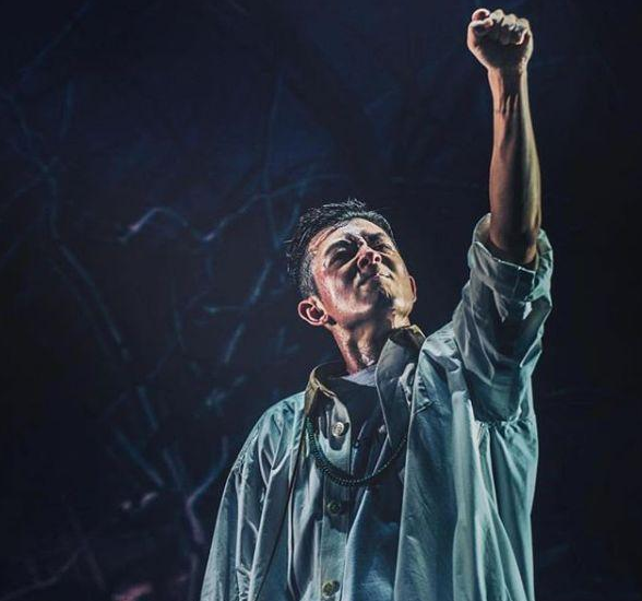 刘德华|明星的门槛应该有多高，远看刘德华的敬业，近看陈冠希的担当