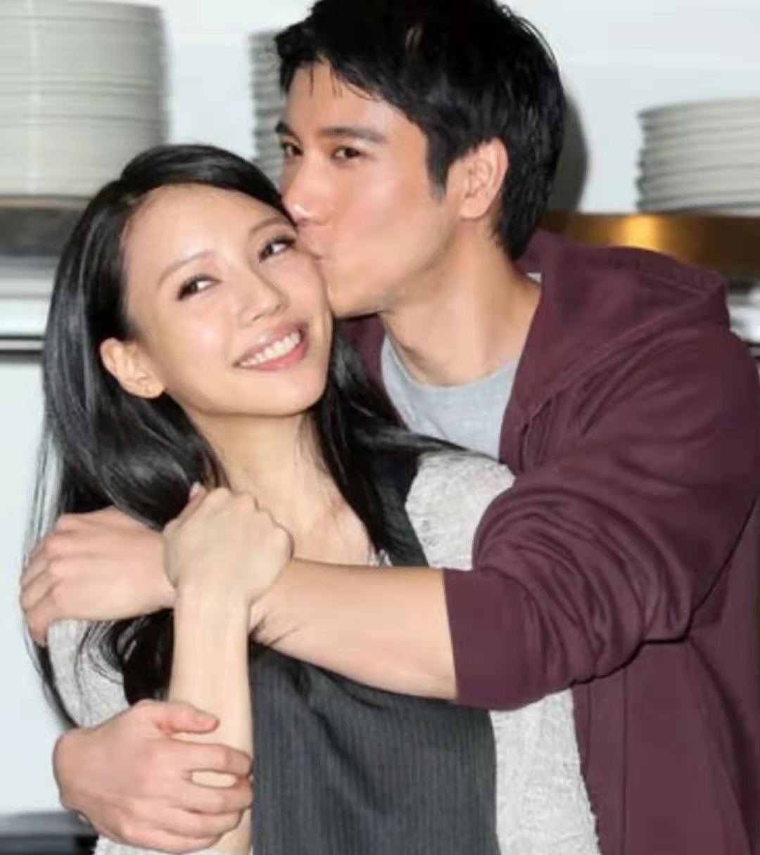 赵雅芝|看到赵雅芝粉丝的战斗力后，终于明白宗馥莉为何换掉王力宏后改用她代言了