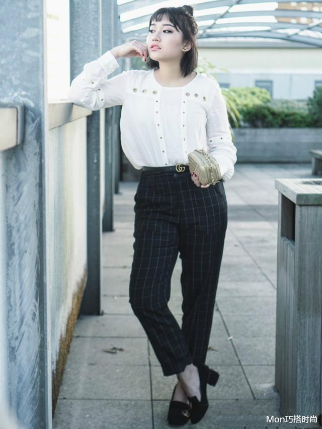 Mon巧搭时尚|90年代的职场穿搭：白衬衫+黑管裤，经典又得体，太经得起考究了