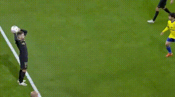 凱里·歐文|西甲懸念一夜歸來！今晚9點巴薩輸球=111年恥辱，概率：9%？