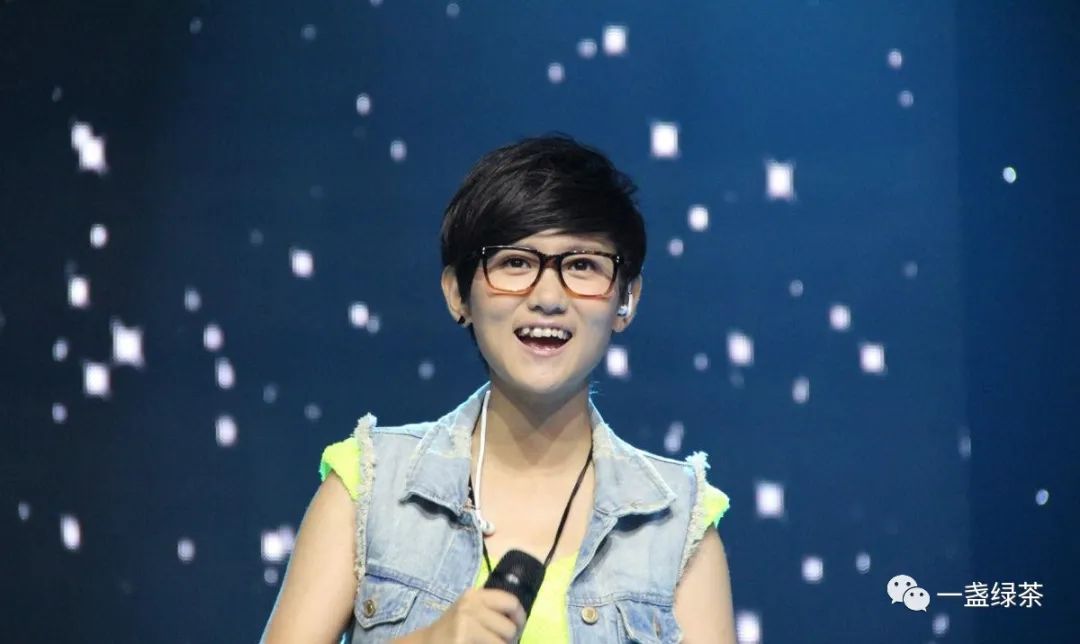 树艺蛙APP|扭曲的造星行为，平均年龄8岁男团出道，网友评论：像幼儿园表演