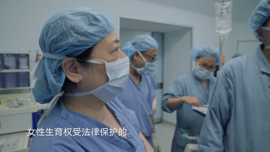 斑馬的育樂園 她舍命生子6年后，丈夫因再婚被罵上熱搜