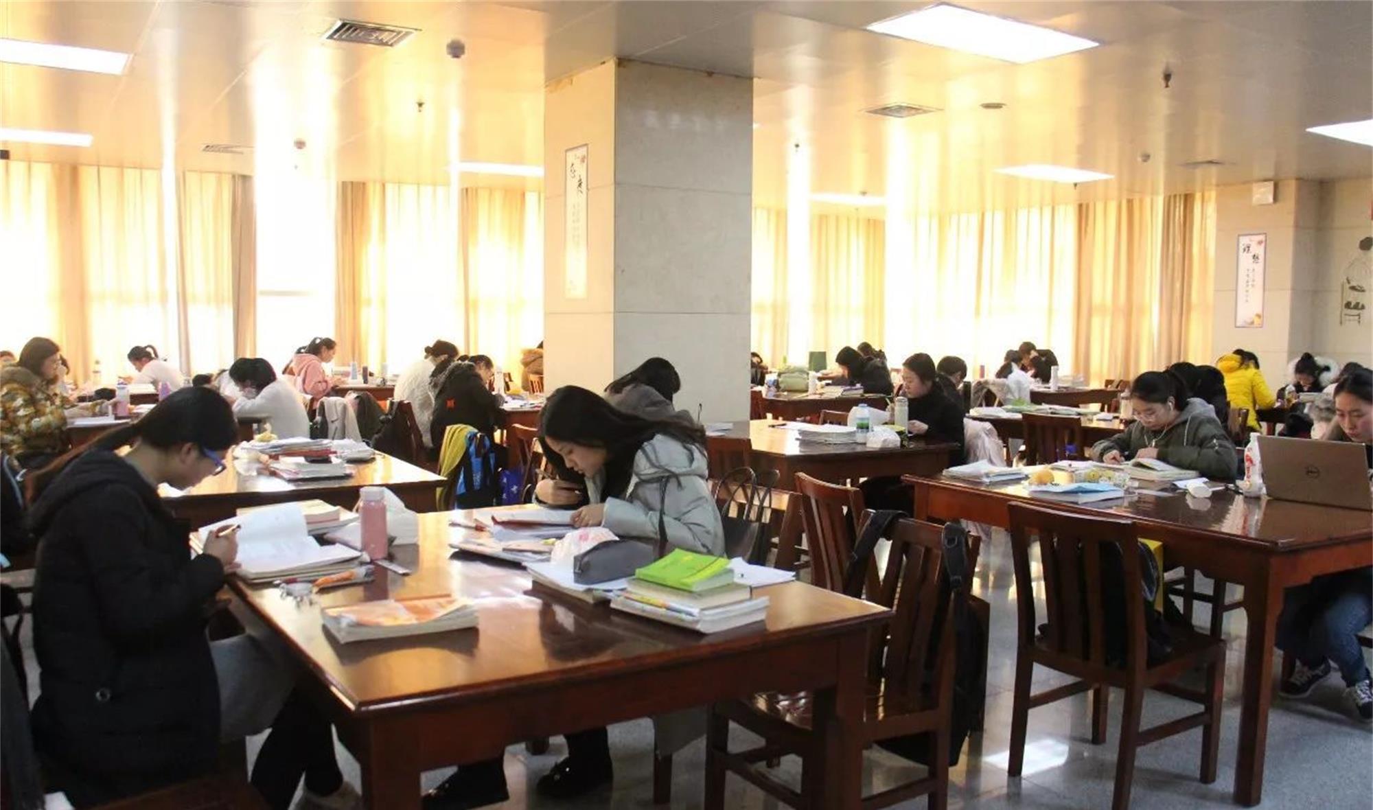 欧问凝|22年考研党有福了,研考出现“新风向”,影响堪比“大地震”