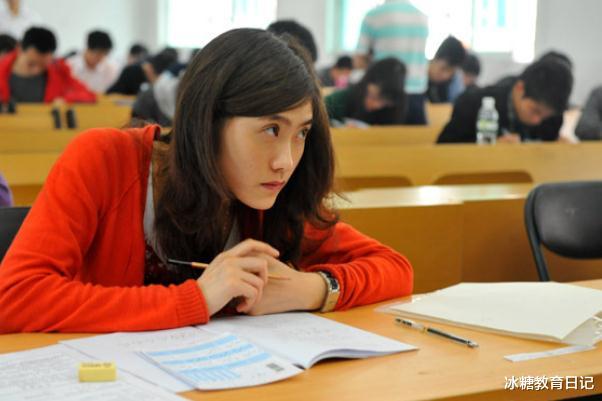 教师|教师招聘条件有变动，入职门槛将提高，师范生应该如何应对