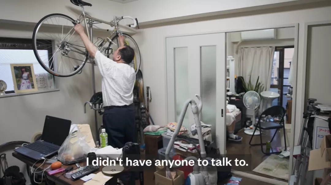 InsDaily|日本男子出轨10年，老婆却帮忙照顾4个“情妇”：对不起是我不好