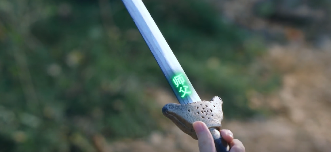 表情包|芒果台又甩出一王炸剧，播一天豆瓣清一色好评，熬夜追8集收不住