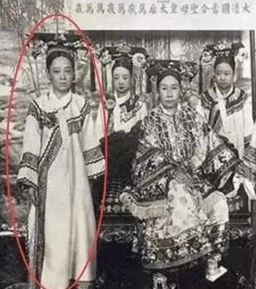 慈禧太后|晚清第一美女“四格格”:黑白照都遮不住她的美,被慈禧耽误一生