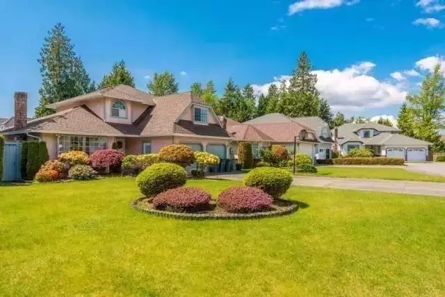 别墅与草坪，美翻了~