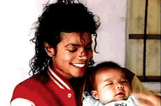 张艺兴|?1987年，迈克尔杰克逊在广东中山农村，度过了特殊的一天