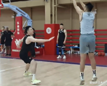 火箭队|正式归队！CBA最后一份天价合同诞生，易建联+周琦也没有他高