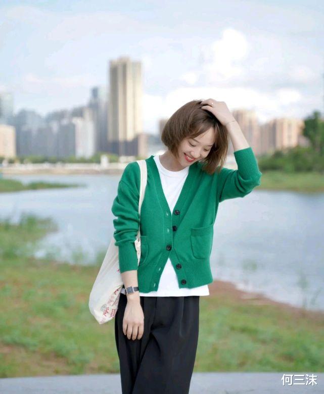 何三沫|成熟女人所穿的服装可以很简单，但一定要优雅，才会很有女人味