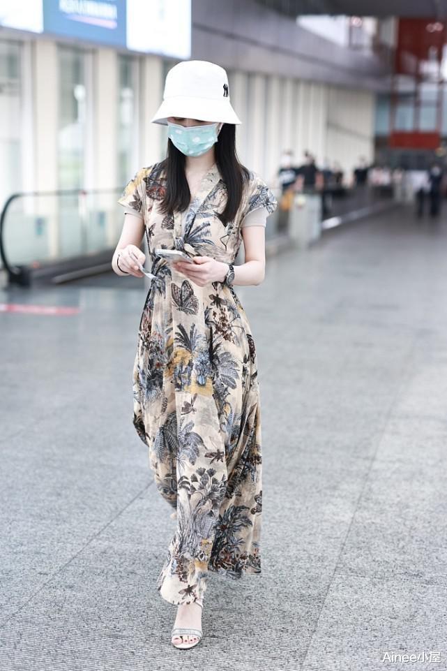 Ainee小屋|刘翔二婚老婆挺普通,穿简约连衣裙梳“鲶鱼头”,路人感十足