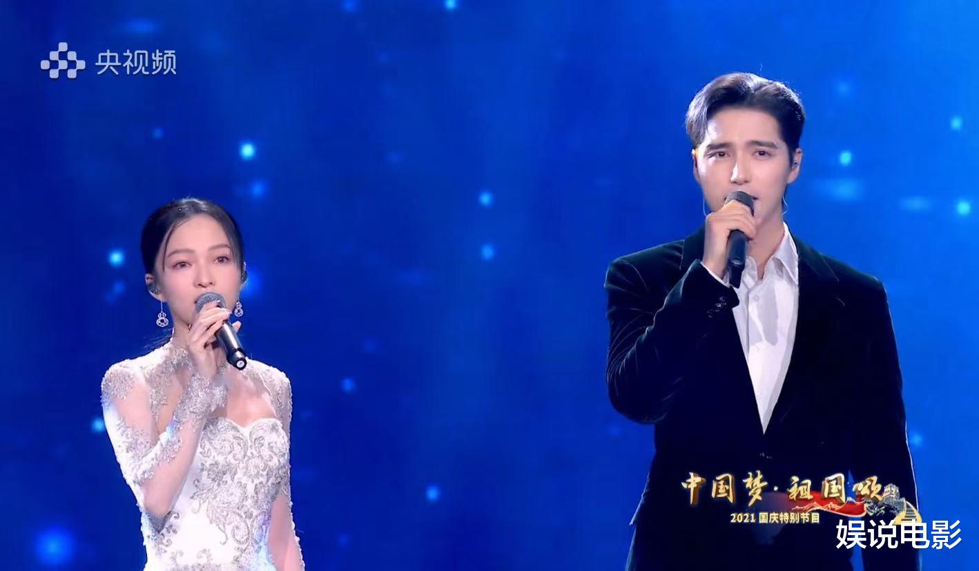 韦唯|央视国庆晚会，多名港澳台歌手参加演出，谢霆锋帅气打鼓卖力演唱