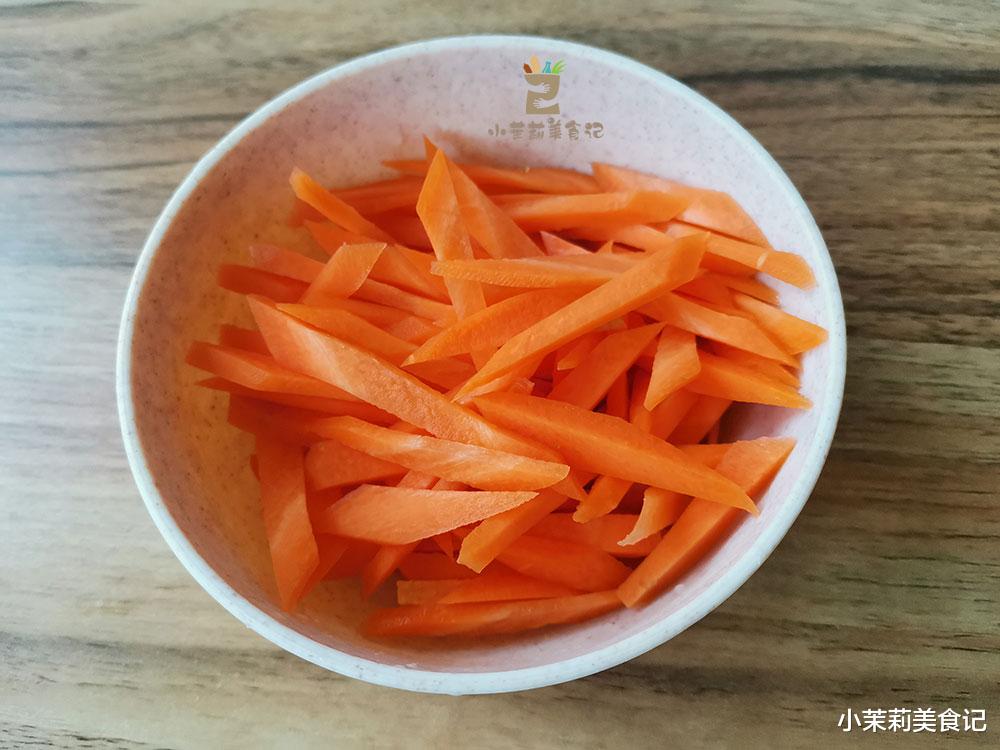 韭菜|7月减肥吃这菜,正当季特便宜,清香脆爽又营养,低脂刮油轻松瘦