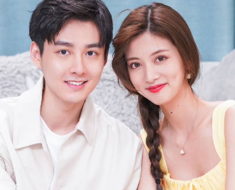 马子佳|心动4：马子佳晒国庆出游照，摆拍造型被嫌弃，小孔吐槽一针见血