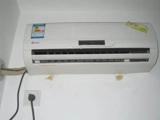 时尚装修设计大全 冬天空调制热很差怎么回事?听老师傅一说,才知道原因在哪里!