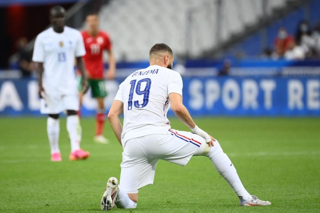 吉鲁|3-0！世界杯冠军全程吊打！皇马球星伤退，吉鲁替补7分钟打进2球