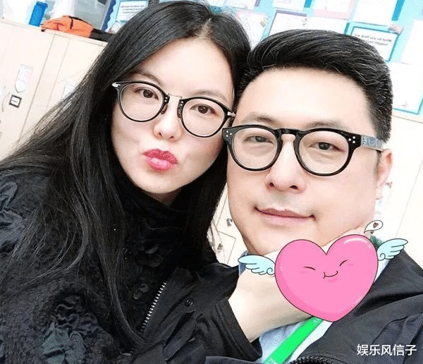 李湘|疑似李湘“新男友”曝光，曾与小鲜肉穿情侣装合拍，6月就有联系