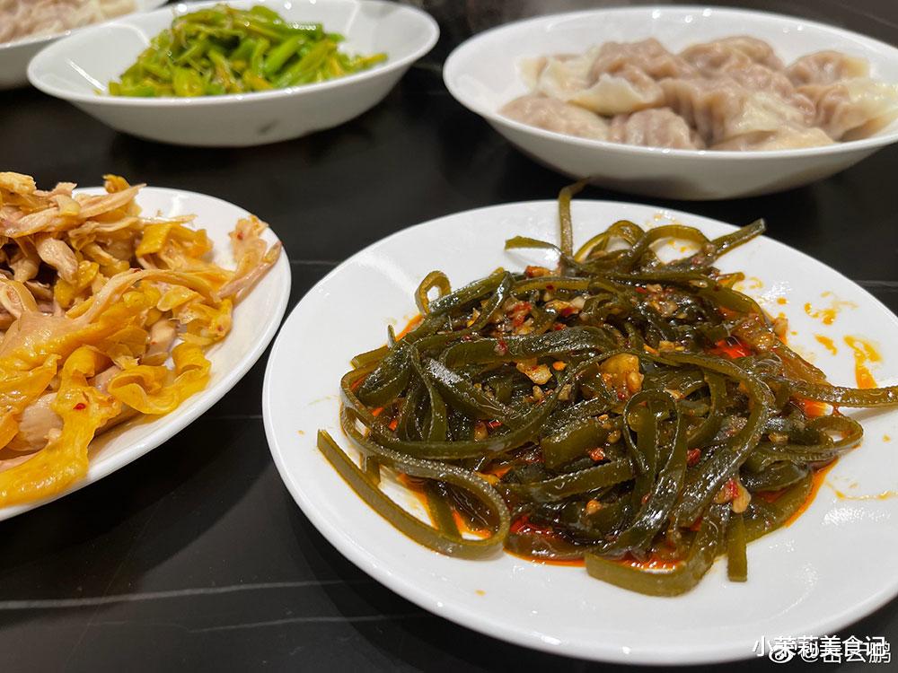 岳云鹏|岳云鹏晒夏至晚餐，太接地气，5万人点赞，网友：不看就知道有啥