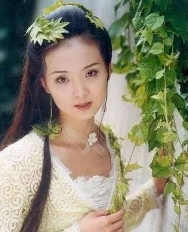 杨紫|娱乐圈公认最摄人心魄的36张脸，愿时光倒回去！