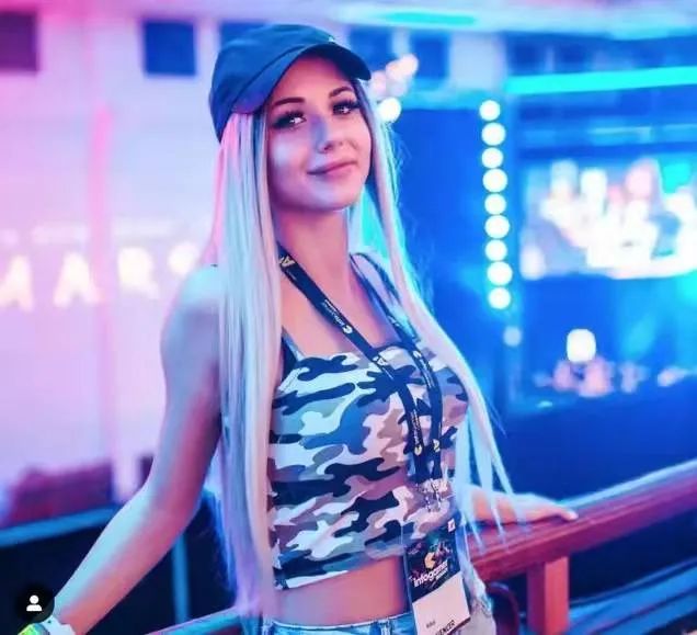 女主播|国外21岁游戏女主播被侮辱造谣霸凌致死，颜值高、身材好是原罪？