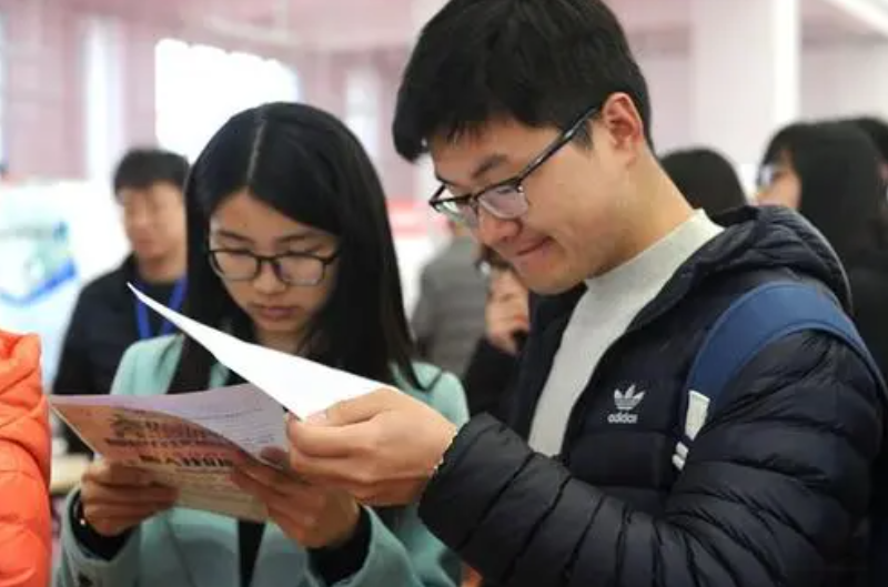 招聘|又一“国企”将全国招聘，五险二金年薪10万起，专科生别错过机会