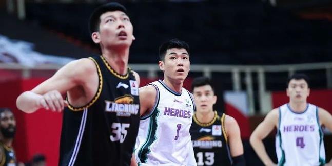 追寻星座的世界 朱荣振宣布最新决定，辽宁队成大赢家，山东男篮最担心的事发生了