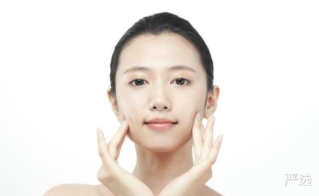 爽肤水|我国有款“低调”爽肤水,能控油嫩肤,提亮保湿,却因价低被冷落