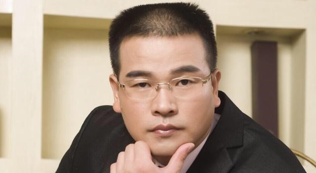 律师|不看不知道一看吓一跳，原来山楂律师和洗剪吹真是一条藤上的蚂蚱