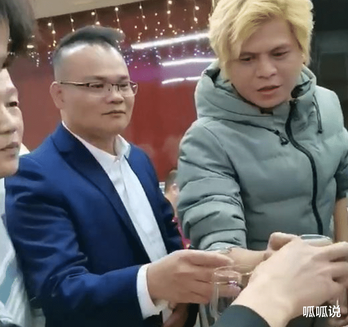 罗志祥|当初那个偷电瓶的周某，如今开起了饭店，南宁罗志祥前去捧场