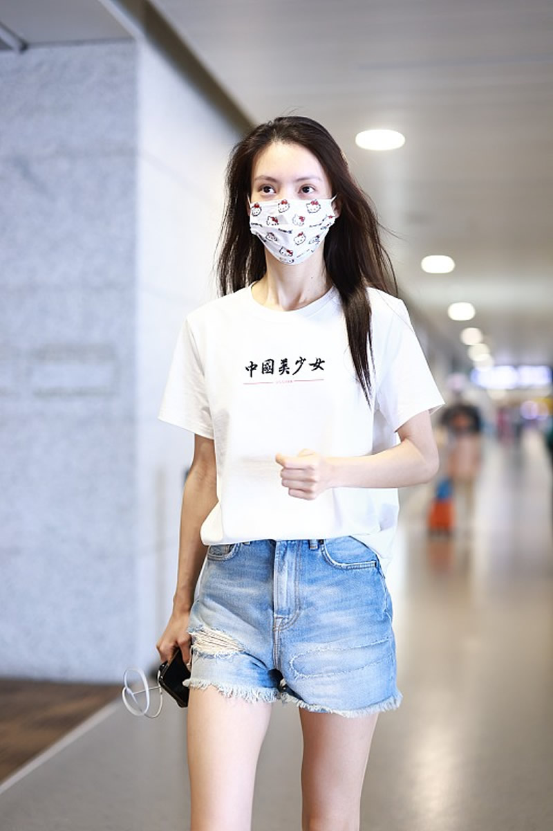 红珊瑚me|金晨真是个宝藏女孩，T恤配短裤也能穿得这么好看，舒适又时尚