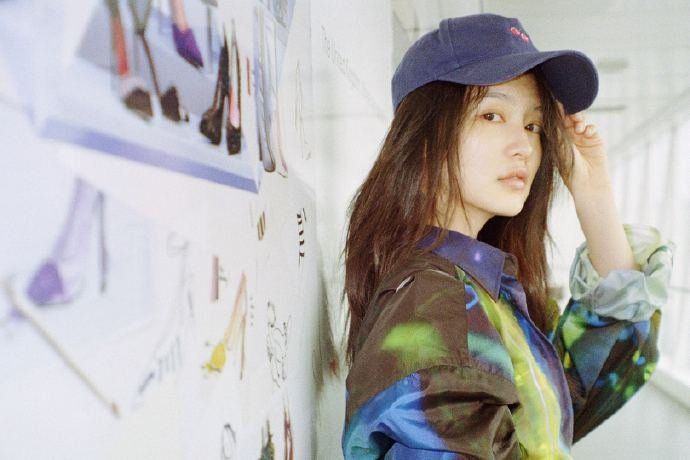 刘诗诗|赵丽颖: 我卸妆了，刘诗诗: 卸妆了，杨超越: 卸妆了，李沁: 你们聊