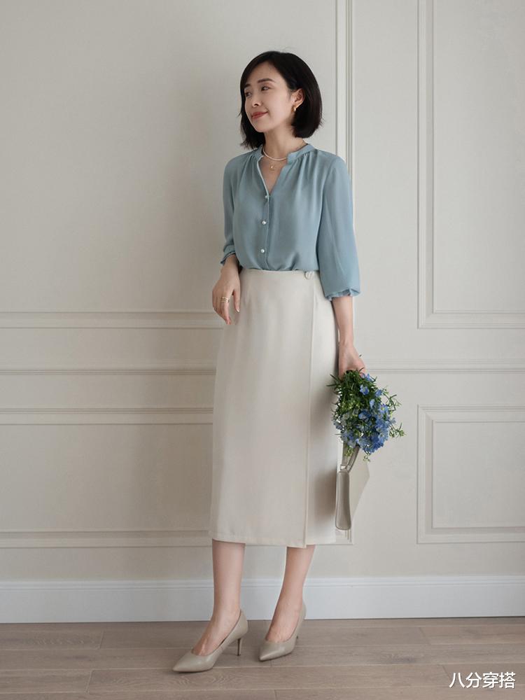 八分穿搭|30+的女性怎么穿才好看，用粗条纹针织衫配薄纱半身裙，高级优雅