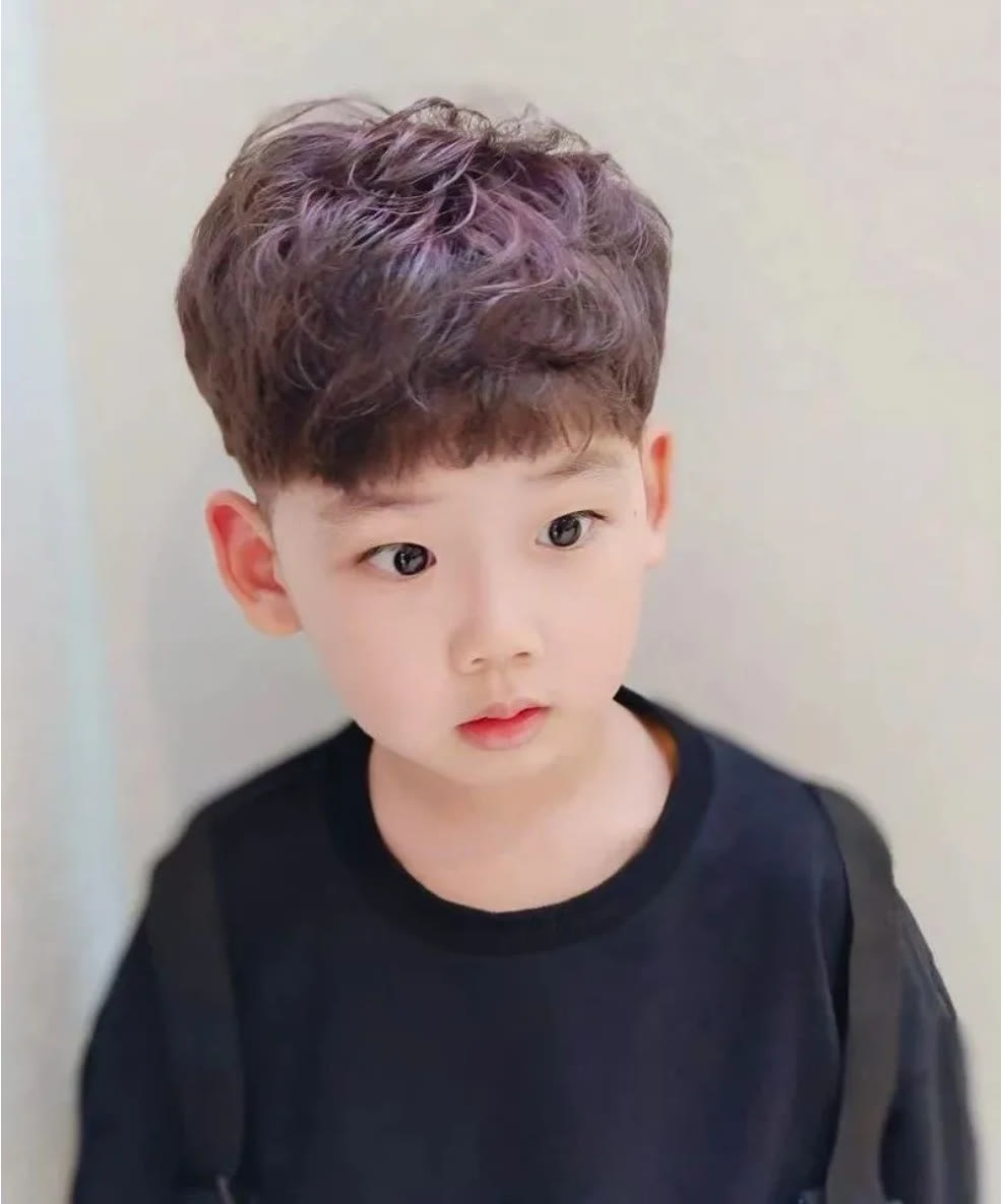 镜子发型 小男孩发型怎么选?这15款很帅气,你儿子值得拥有