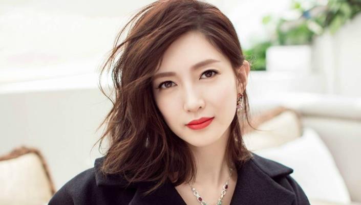 江疏影|江疏影为何不愿拍古装戏？当她穿上古装的那刻，网友：低调一回？