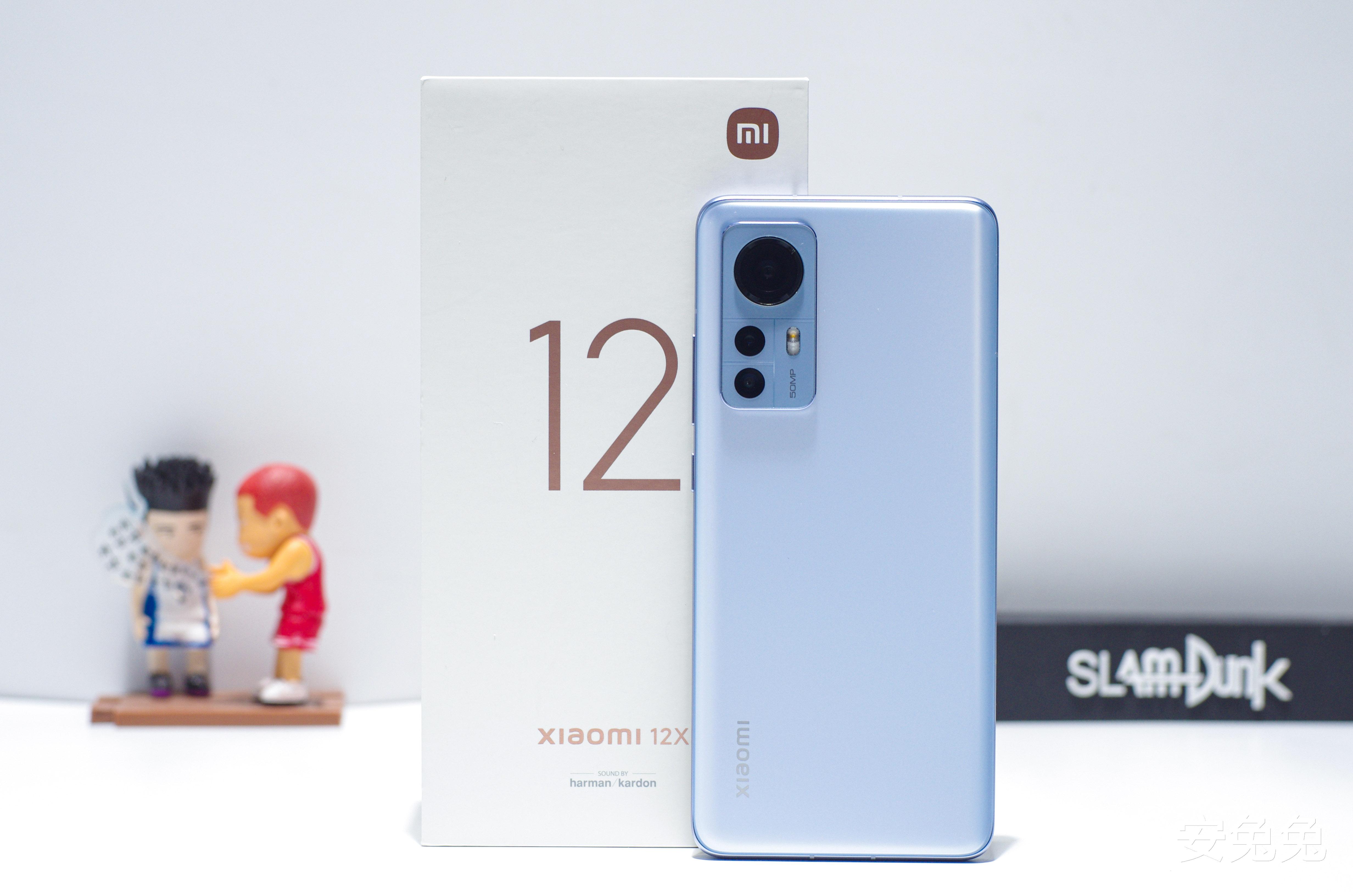 MIUI13|180g单手握持 小米12X图赏:不妥协的小屏旗舰