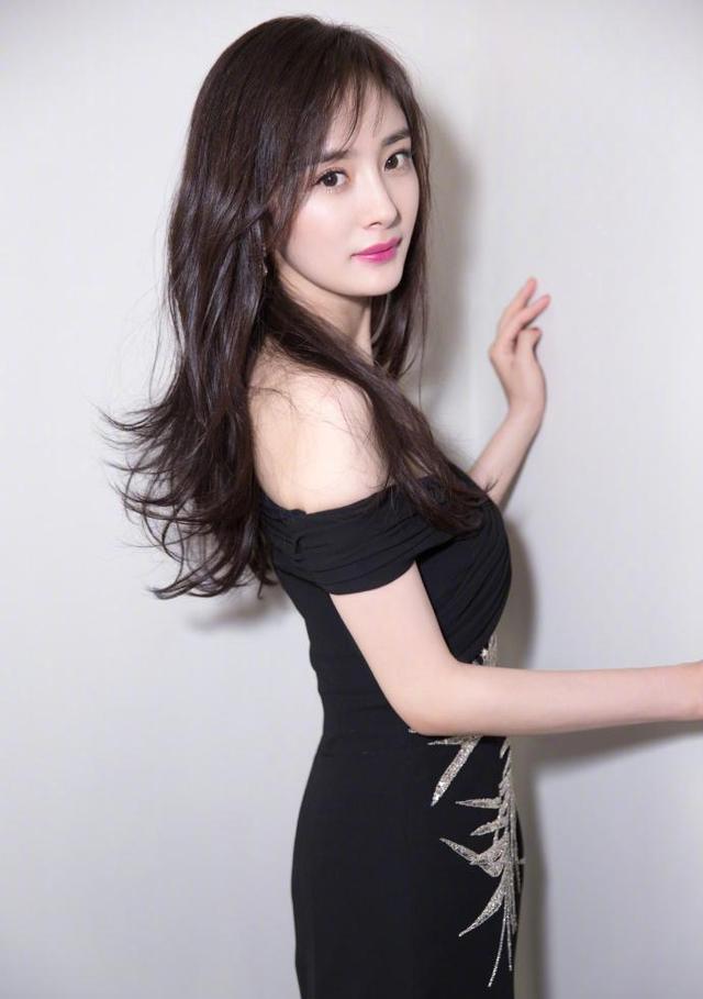 鹿晗|八卦：华晨宇，郑爽，张柏芝，张恒，鹿晗，王俊凯，杨幂，赵思露