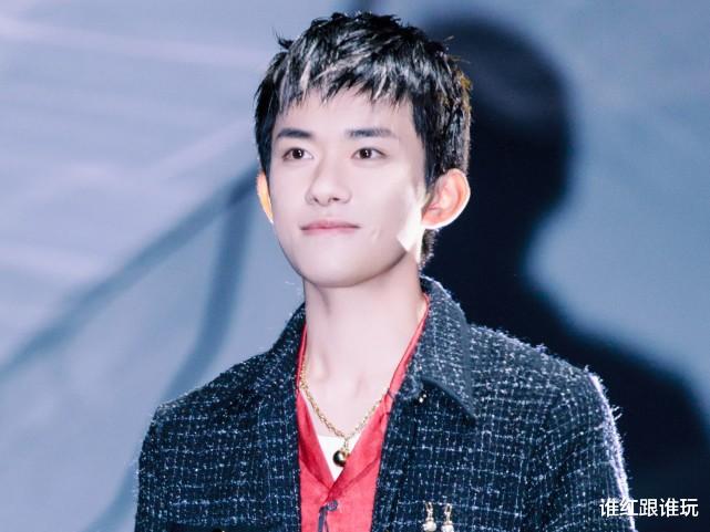 易烊千玺|3个月写错5次易烊千玺的名字！《嘉人》的道歉，还有意义吗？