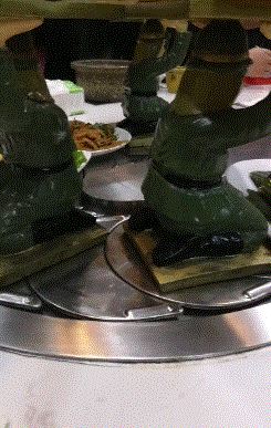 |“懂了！JK是把床单穿下面，程序员就是把床单穿上面，没毛病...”哈哈哈哈哈哈