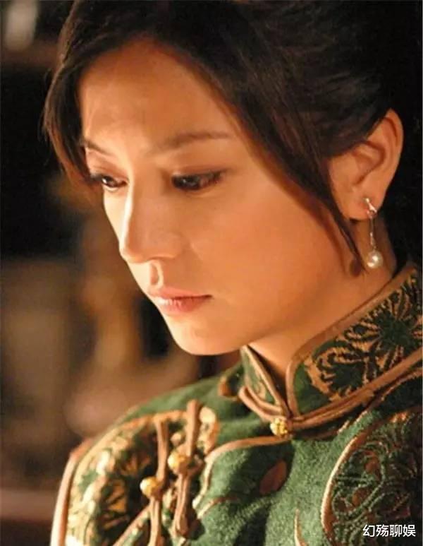 赵薇|与百亿富豪分手,转身嫁二婚“丑男”,赵薇生活真的幸福吗?