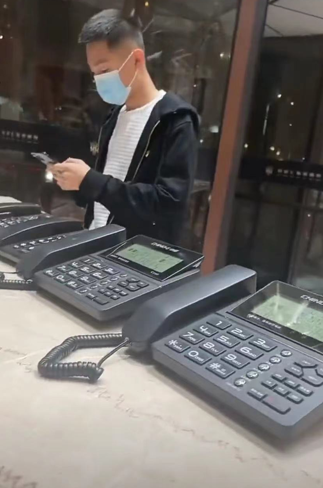 |3000万粉网红被曝婚内出轨！带美女开房画面曝光，原配痛哭回应