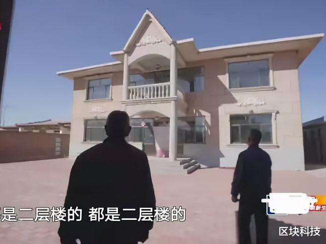 132万设计出一个毛坯房!拿农民的钱实现自己的艺术理念合适吗?