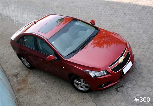 日产轩逸|车300：曾月销3万辆比卡罗拉还火，这辆“神车”最终却落寞停产！