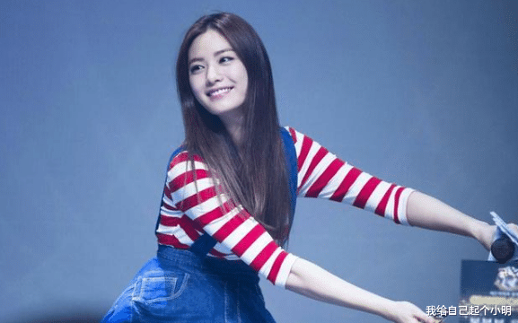 林珍娜|“世界第一美女”啥样？身穿紧身人鱼裙，网友：天使面孔魔鬼身材