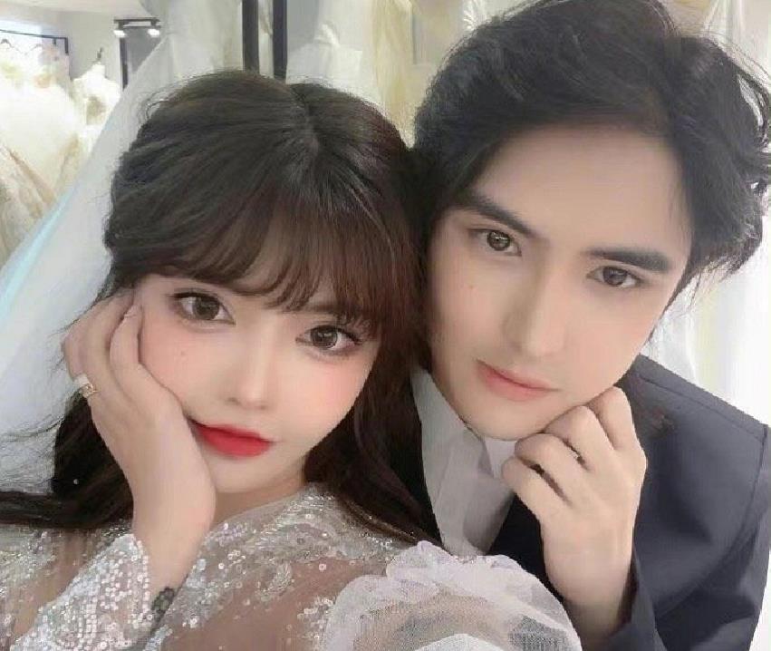 韩安冉|韩安冉又整容了！视频记录整形过程，网友：脸都歪了还整呢！