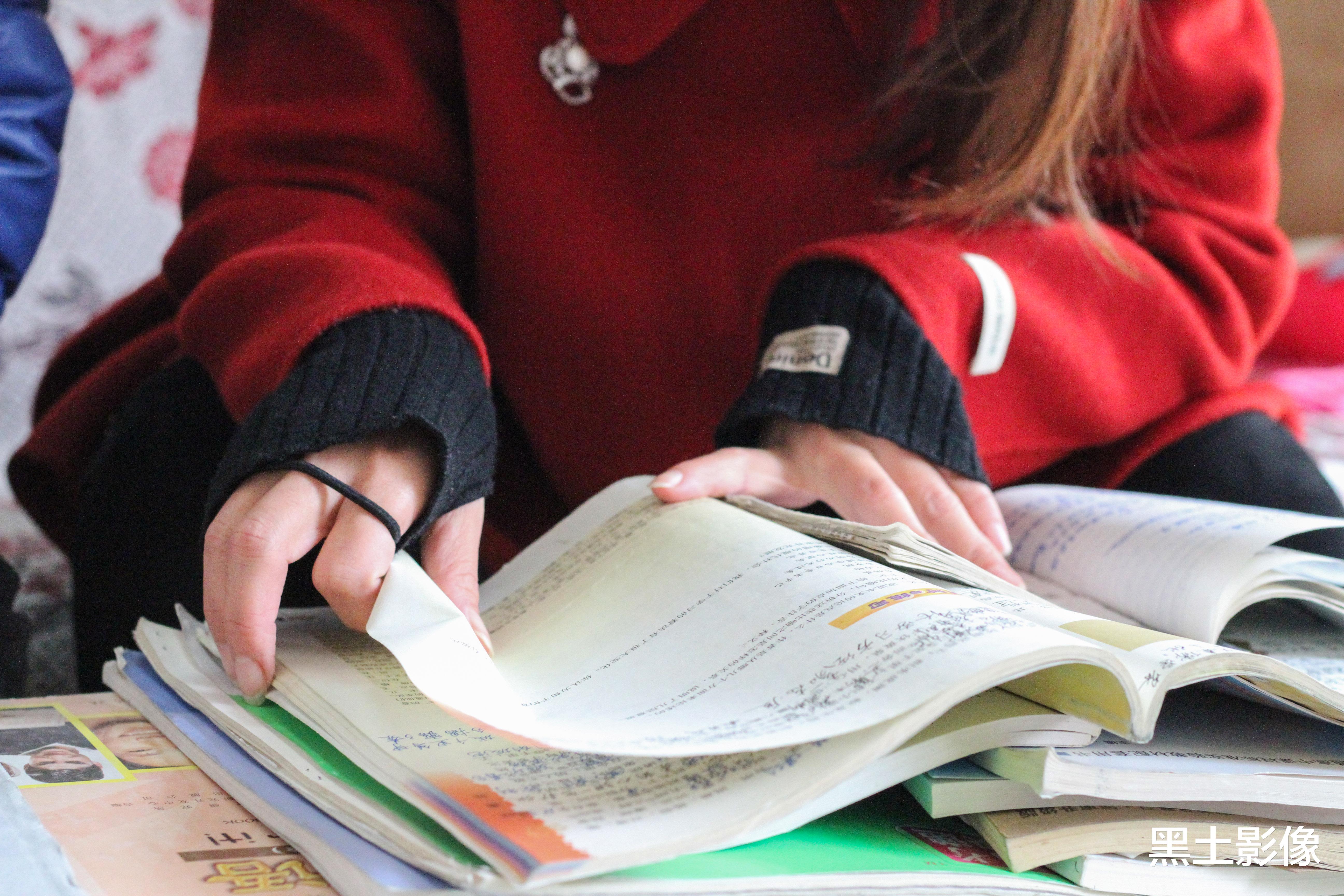 黑土影像 河南一帅气少年突患重症大学梦破碎，自考遇贵人相助却再遭遇打击