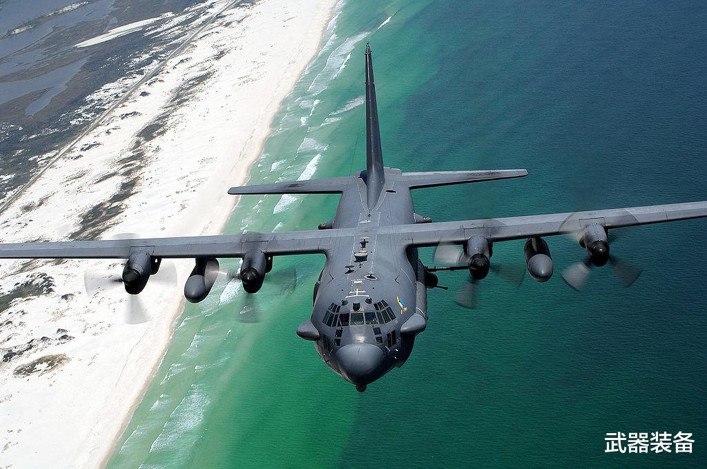ac-130|可将地面目标直接蒸发掉的榴弹炮飞机：AC-130U空中炮艇