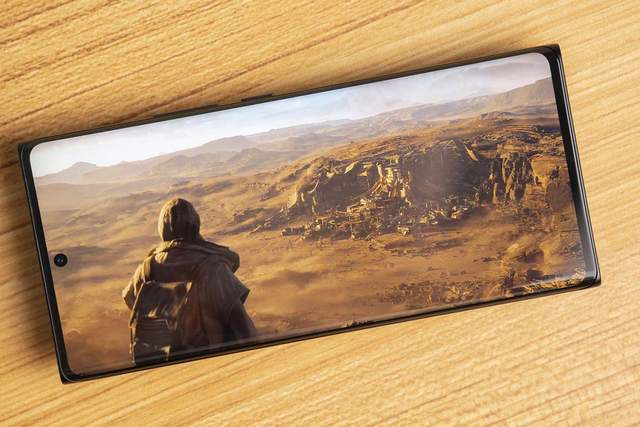 中兴|中兴AXON30 Ultra和努比亚Z30 Pro有啥区别？看完就知道谁更值得买